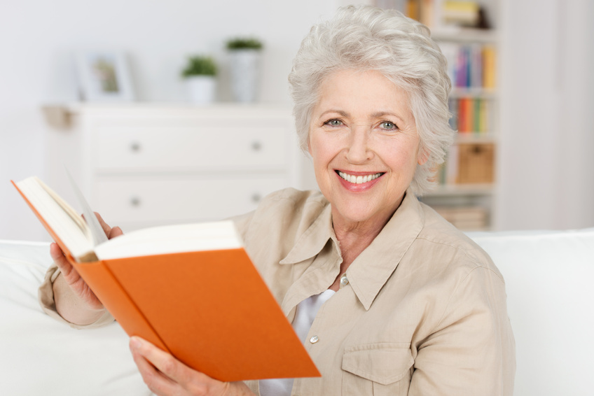 Vorlesen - Betreuung von Senioren